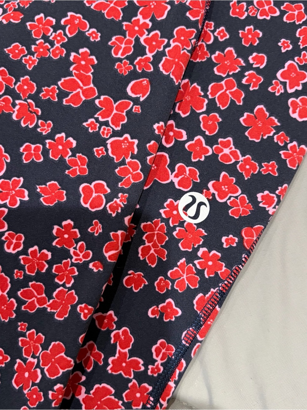 lululemon athletica Navy Leggings with Red-Pink Floral Print - Picture 4 of 5